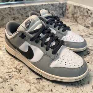Nike gray dunks